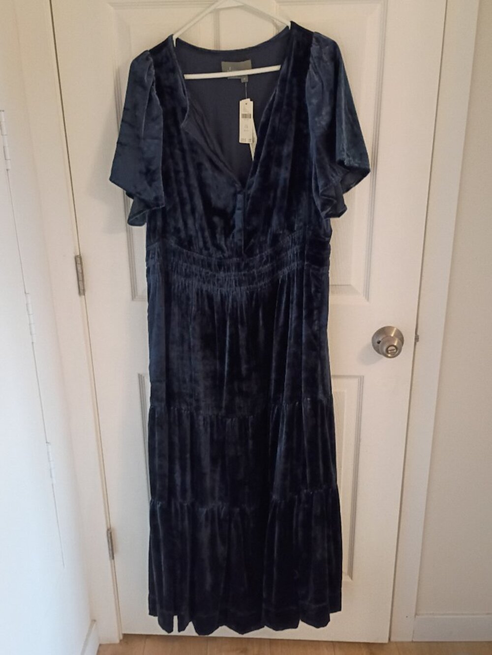 NWT Anthropologie Floor Length Velvet Dress in Midnight Blue Size 1X